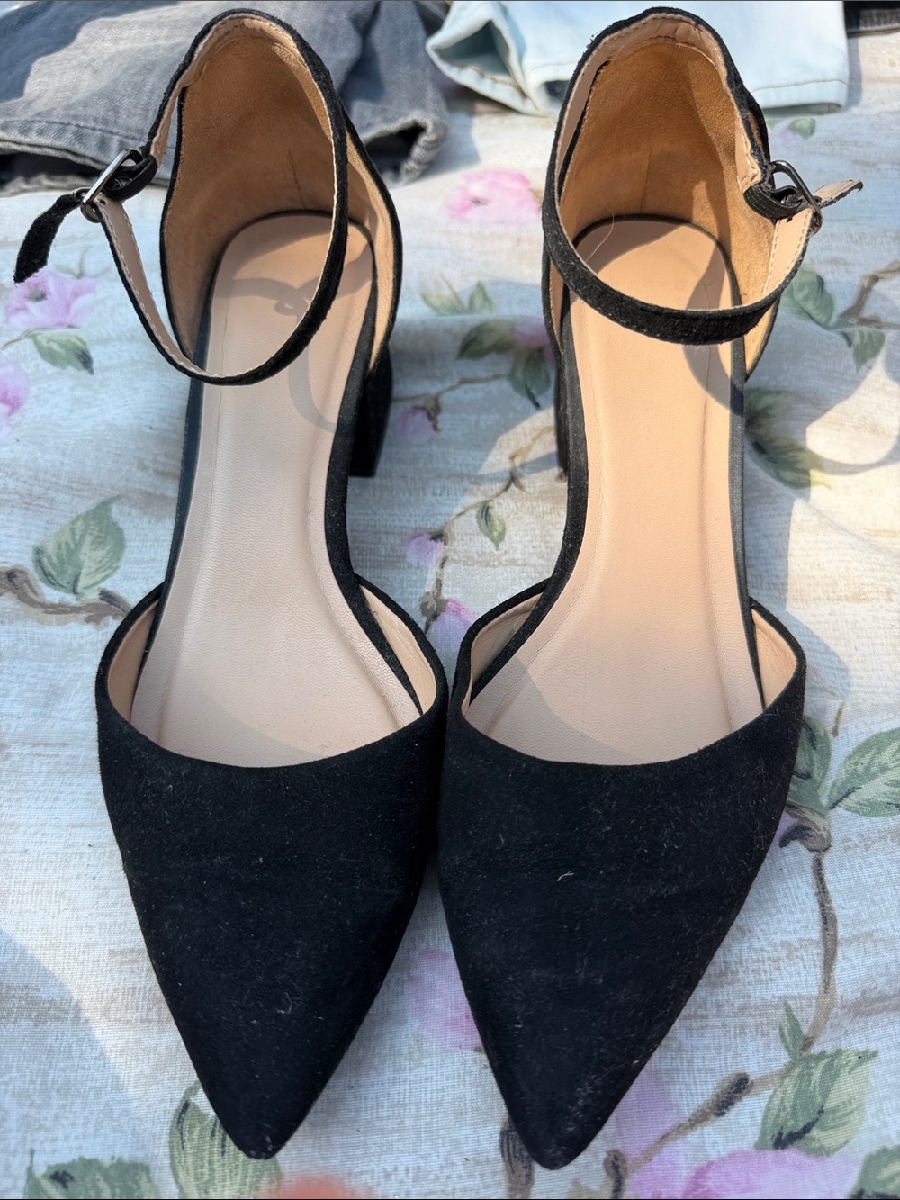 New day Black Pointed Toe Ankle Strap Women's Heels